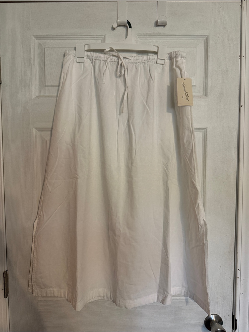 Universal Thread White A-Line Drawstring Skirt